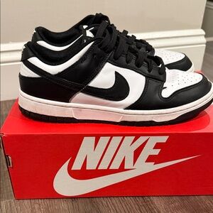 Nike Dunk Low Retro Classic Black and White Low-Tops